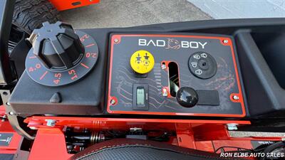 2025 Bad Boy Avenger 60 "   - Photo 6 - Macomb, IL 61455