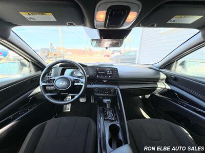 2025 Hyundai ELANTRA SEL Sport   - Photo 14 - Macomb, IL 61455