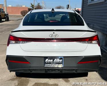 2025 Hyundai ELANTRA SEL Sport   - Photo 9 - Macomb, IL 61455