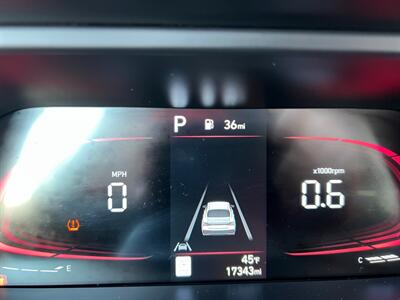 2025 Hyundai ELANTRA SEL Sport   - Photo 18 - Macomb, IL 61455