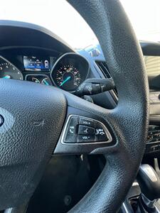 2017 Ford Escape SE - Photo 24 - Macomb, IL 61455