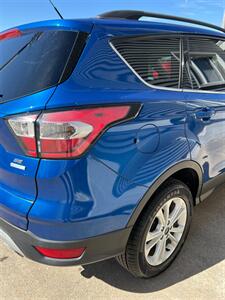 2017 Ford Escape SE - Photo 7 - Macomb, IL 61455