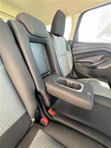2017 Ford Escape SE - Photo 16 - Macomb, IL 61455