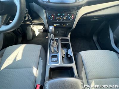 2017 Ford Escape SE - Photo 28 - Macomb, IL 61455