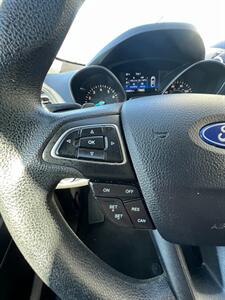 2017 Ford Escape SE - Photo 23 - Macomb, IL 61455