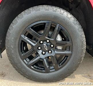 2023 Chevrolet Silverado 1500 RST   - Photo 4 - Macomb, IL 61455