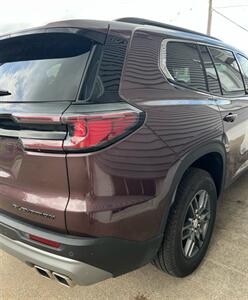 2025 GMC Acadia Elevation   - Photo 8 - Macomb, IL 61455