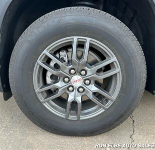 2025 GMC Acadia Elevation   - Photo 4 - Macomb, IL 61455