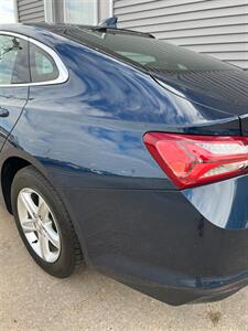 2022 Chevrolet Malibu LT   - Photo 10 - Macomb, IL 61455