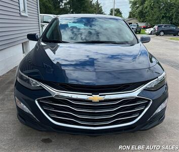 2022 Chevrolet Malibu LT   - Photo 6 - Macomb, IL 61455