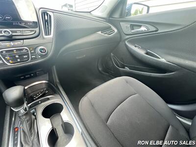 2022 Chevrolet Malibu LT   - Photo 22 - Macomb, IL 61455