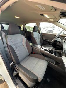 2023 Nissan Rogue SV   - Photo 11 - Macomb, IL 61455