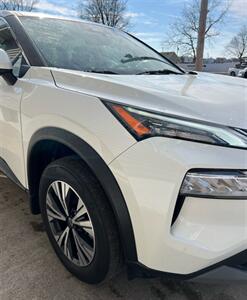2023 Nissan Rogue SV   - Photo 7 - Macomb, IL 61455