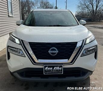 2023 Nissan Rogue SV   - Photo 6 - Macomb, IL 61455