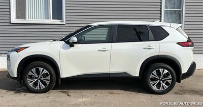 2023 Nissan Rogue SV   - Photo 3 - Macomb, IL 61455