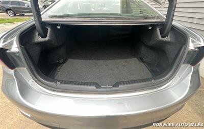 2017 Mazda Mazda6 Sport   - Photo 14 - Macomb, IL 61455