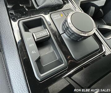 2023 Toyota Tundra SR5   - Photo 22 - Macomb, IL 61455