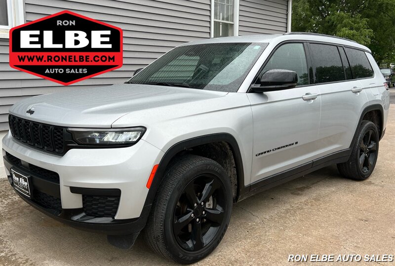 2023 Jeep Grand Cherokee L Laredo   - Photo 1 - Macomb, IL 61455