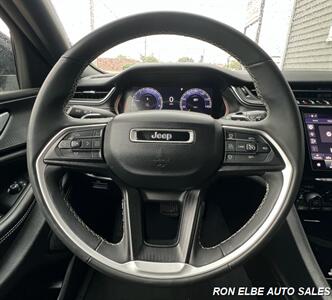 2023 Jeep Grand Cherokee L Laredo   - Photo 19 - Macomb, IL 61455