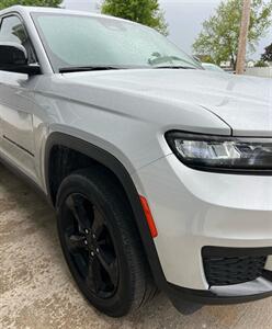 2023 Jeep Grand Cherokee L Laredo   - Photo 7 - Macomb, IL 61455