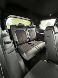 2023 Jeep Grand Cherokee L Laredo   - Photo 13 - Macomb, IL 61455