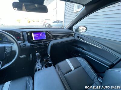 2025 Toyota Camry SE   - Photo 18 - Macomb, IL 61455