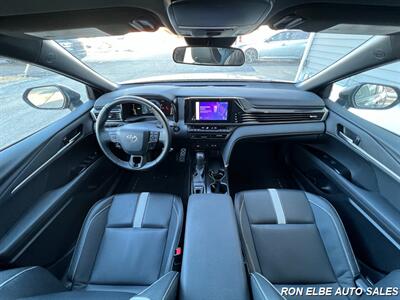 2025 Toyota Camry SE   - Photo 19 - Macomb, IL 61455