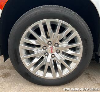2023 GMC Yukon Denali   - Photo 4 - Macomb, IL 61455