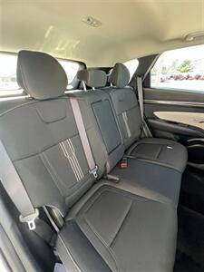 2022 Hyundai TUCSON SEL   - Photo 12 - Macomb, IL 61455