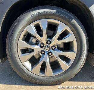 2024 Toyota Grand Highlander Limited   - Photo 4 - Macomb, IL 61455