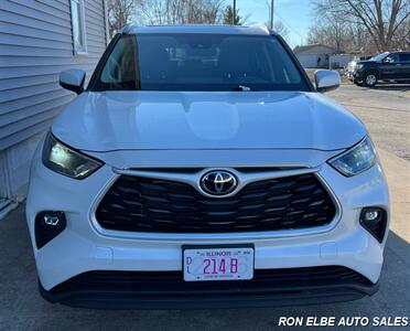 2023 Toyota Highlander XLE   - Photo 6 - Macomb, IL 61455