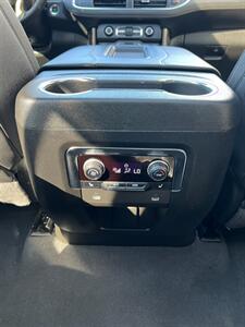 2024 Chevrolet Suburban High Country - Photo 21 - Macomb, IL 61455
