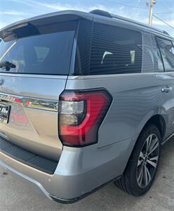 2021 Ford Expedition Limited - Photo 8 - Macomb, IL 61455