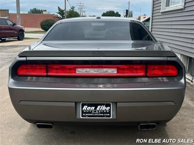 2012 Dodge Challenger R/T Classic - Photo 9 - Macomb, IL 61455