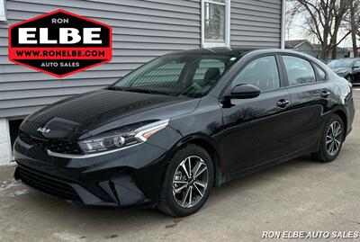 2024 Kia Forte LXS   - Photo 1 - Macomb, IL 61455