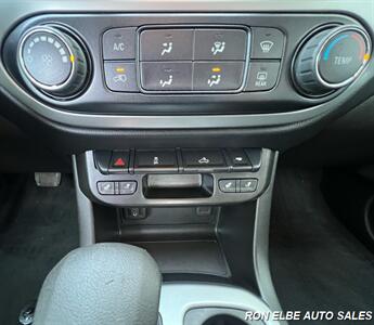 2022 Chevrolet Colorado LT - Photo 17 - Macomb, IL 61455