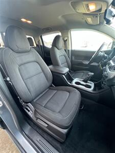 2022 Chevrolet Colorado LT - Photo 11 - Macomb, IL 61455