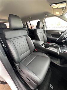 2024 Hyundai SANTA FE SEL   - Photo 11 - Macomb, IL 61455