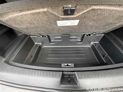 2025 Chevrolet Traverse LT   - Photo 15 - Macomb, IL 61455