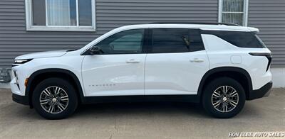 2025 Chevrolet Traverse LT   - Photo 3 - Macomb, IL 61455