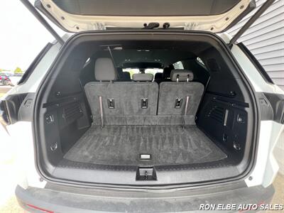 2025 Chevrolet Traverse LT   - Photo 14 - Macomb, IL 61455