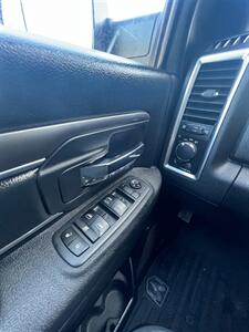 2022 RAM 1500 Classic Warlock - Photo 16 - Macomb, IL 61455