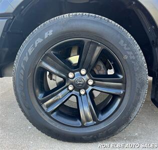2022 RAM 1500 Classic Warlock - Photo 4 - Macomb, IL 61455