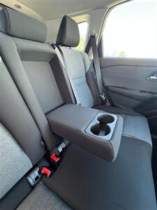 2023 Nissan Rogue SV   - Photo 13 - Macomb, IL 61455
