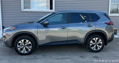 2023 Nissan Rogue SV   - Photo 3 - Macomb, IL 61455