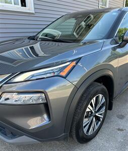 2023 Nissan Rogue SV   - Photo 5 - Macomb, IL 61455