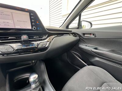 2019 Toyota C-HR LE   - Photo 24 - Macomb, IL 61455