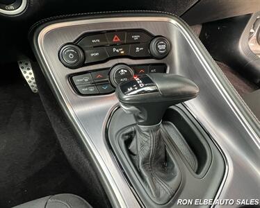 2017 Dodge Challenger R/T   - Photo 15 - Macomb, IL 61455