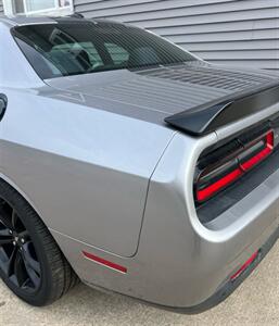 2017 Dodge Challenger R/T   - Photo 10 - Macomb, IL 61455