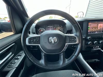 2022 RAM 1500 Big Horn   - Photo 18 - Macomb, IL 61455